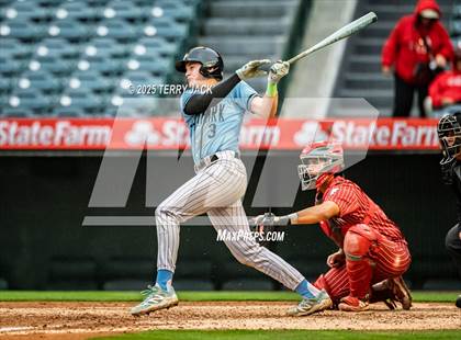 Thumbnail 3 in Fullerton vs. Villa Park photogallery.