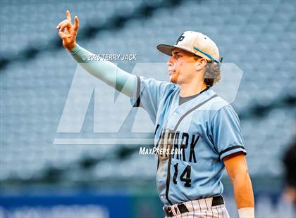 Thumbnail 1 in Fullerton vs. Villa Park photogallery.