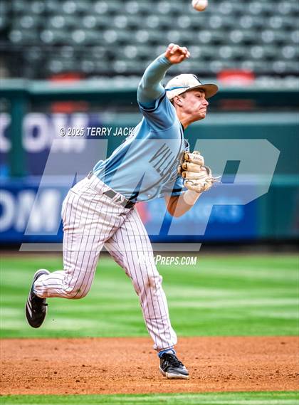 Thumbnail 3 in Fullerton vs. Villa Park photogallery.