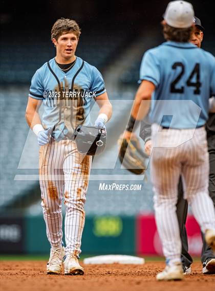Thumbnail 2 in Fullerton vs. Villa Park photogallery.
