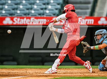 Thumbnail 3 in Fullerton vs. Villa Park photogallery.