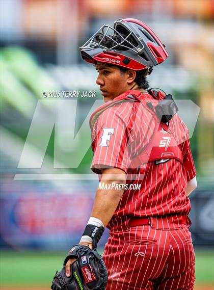 Thumbnail 3 in Fullerton vs. Villa Park photogallery.
