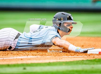Thumbnail 1 in Fullerton vs. Villa Park photogallery.