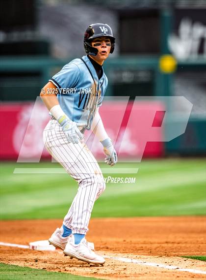 Thumbnail 1 in Fullerton vs. Villa Park photogallery.