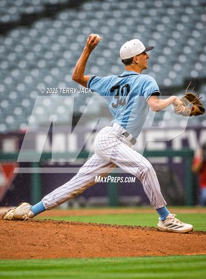 Thumbnail 2 in Fullerton vs. Villa Park photogallery.
