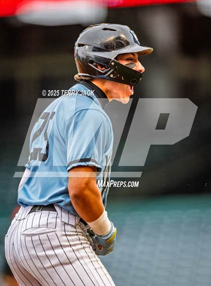 Thumbnail 3 in Fullerton vs. Villa Park photogallery.