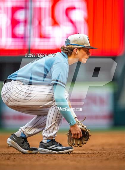Thumbnail 3 in Fullerton vs. Villa Park photogallery.
