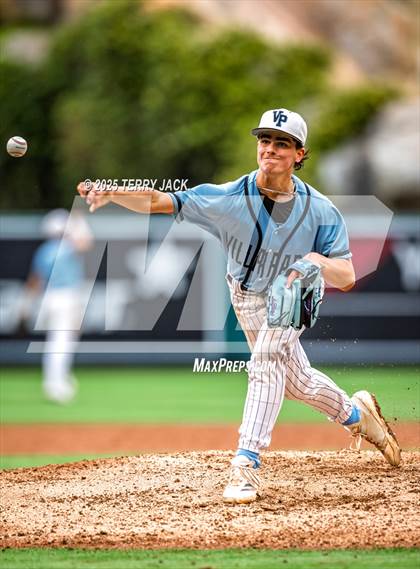 Thumbnail 3 in Fullerton vs. Villa Park photogallery.