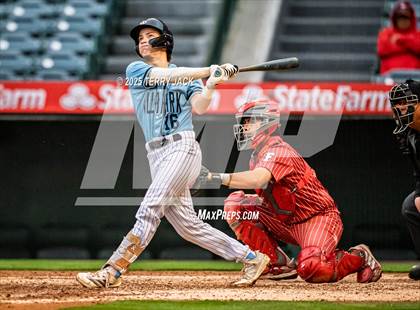 Thumbnail 3 in Fullerton vs. Villa Park photogallery.