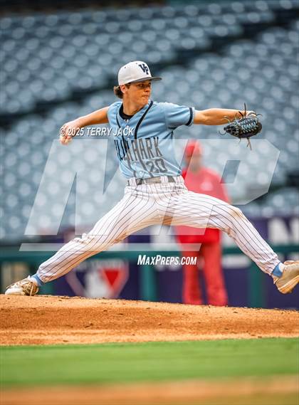 Thumbnail 1 in Fullerton vs. Villa Park photogallery.