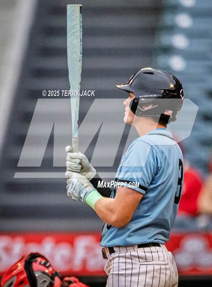 Thumbnail 1 in Fullerton vs. Villa Park photogallery.
