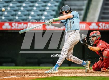 Thumbnail 2 in Fullerton vs. Villa Park photogallery.
