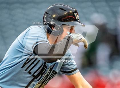 Thumbnail 3 in Fullerton vs. Villa Park photogallery.