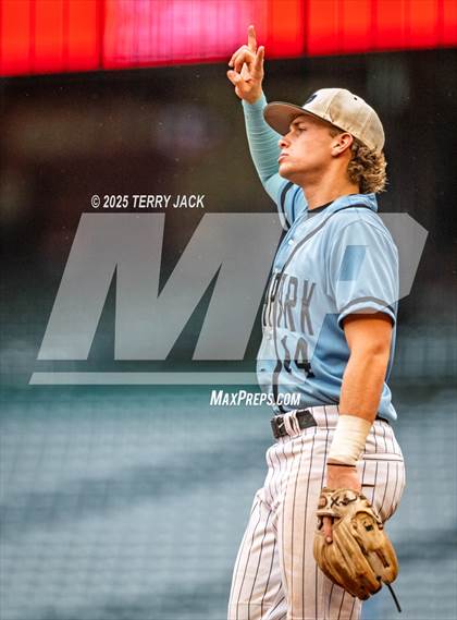 Thumbnail 2 in Fullerton vs. Villa Park photogallery.