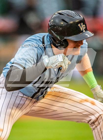 Thumbnail 1 in Fullerton vs. Villa Park photogallery.