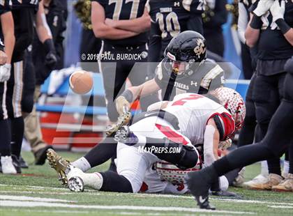 Thumbnail 2 in Avonworth vs. Southern Columbia Area (PIAA 2A Championship) photogallery.