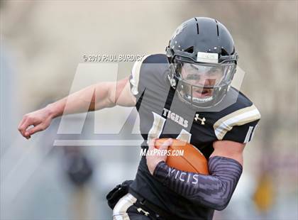 Thumbnail 3 in Avonworth vs. Southern Columbia Area (PIAA 2A Championship) photogallery.