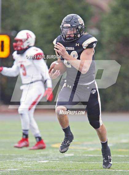 Thumbnail 1 in Avonworth vs. Southern Columbia Area (PIAA 2A Championship) photogallery.