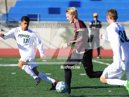 Thumbnail 1 in Point Loma vs. Poway (25th Annual San Diego Holiday Classic)   photogallery.