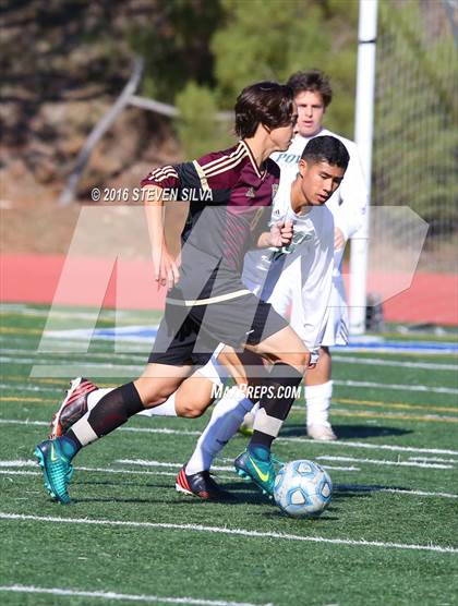 Thumbnail 3 in Point Loma vs. Poway (25th Annual San Diego Holiday Classic)   photogallery.