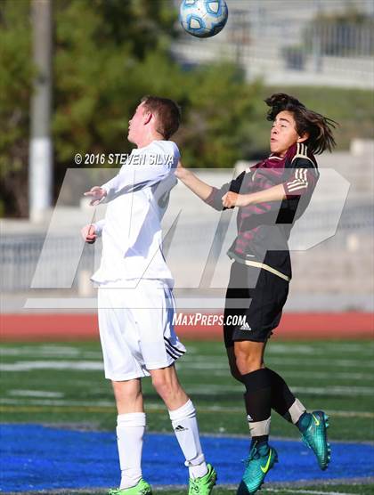 Thumbnail 2 in Point Loma vs. Poway (25th Annual San Diego Holiday Classic)   photogallery.