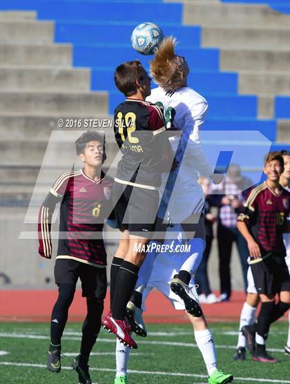 Thumbnail 1 in Point Loma vs. Poway (25th Annual San Diego Holiday Classic)   photogallery.