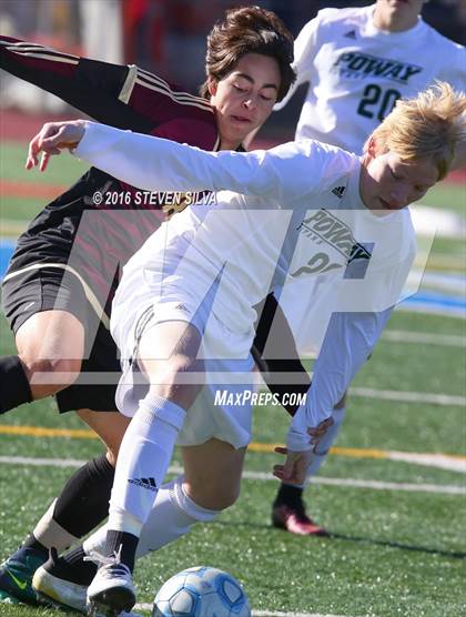 Thumbnail 2 in Point Loma vs. Poway (25th Annual San Diego Holiday Classic)   photogallery.