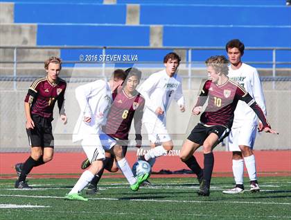 Thumbnail 3 in Point Loma vs. Poway (25th Annual San Diego Holiday Classic)   photogallery.