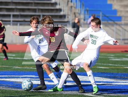 Thumbnail 2 in Point Loma vs. Poway (25th Annual San Diego Holiday Classic)   photogallery.