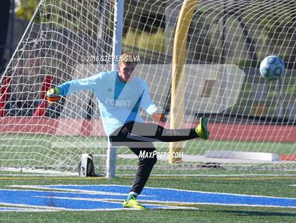 Thumbnail 1 in Point Loma vs. Poway (25th Annual San Diego Holiday Classic)   photogallery.