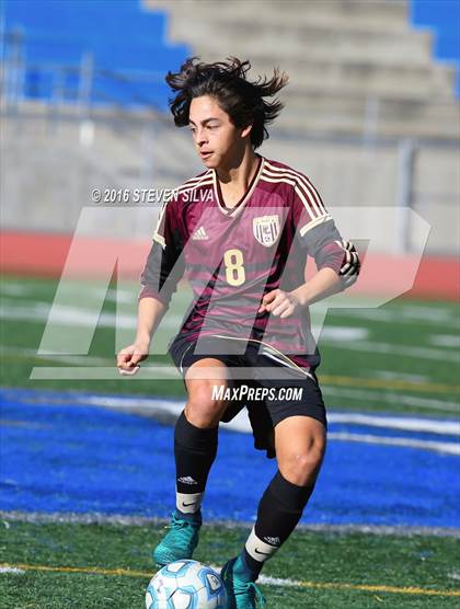Thumbnail 2 in Point Loma vs. Poway (25th Annual San Diego Holiday Classic)   photogallery.