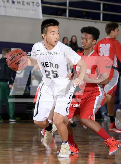Thumbnail 3 in Patterson vs. Elk Grove (St. Hope Elite Classic) photogallery.