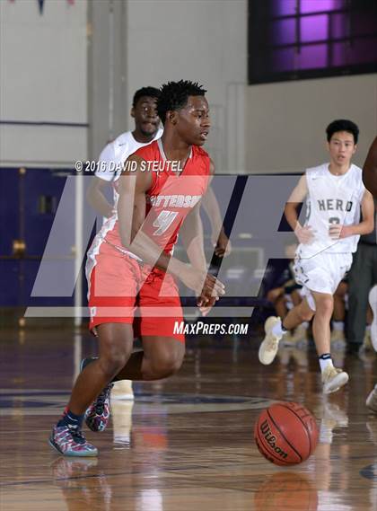 Thumbnail 3 in Patterson vs. Elk Grove (St. Hope Elite Classic) photogallery.