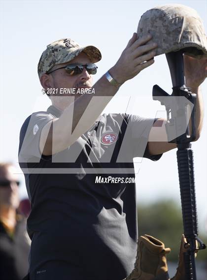 Thumbnail 1 in Menlo-Atherton vs. Pleasant Valley (Honor Bowl) photogallery.