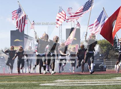 Thumbnail 2 in Menlo-Atherton vs. Pleasant Valley (Honor Bowl) photogallery.
