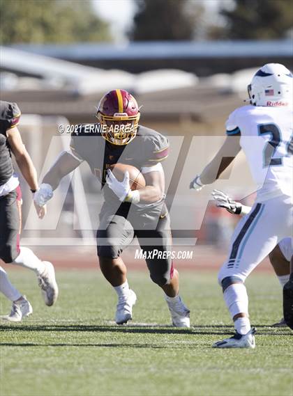 Thumbnail 1 in Menlo-Atherton vs. Pleasant Valley (Honor Bowl) photogallery.