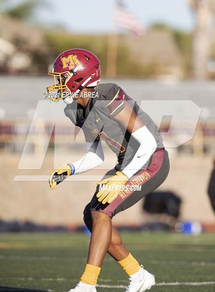 Thumbnail 2 in Menlo-Atherton vs. Pleasant Valley (Honor Bowl) photogallery.