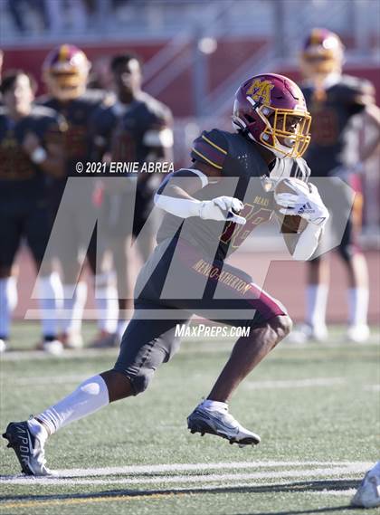 Thumbnail 2 in Menlo-Atherton vs. Pleasant Valley (Honor Bowl) photogallery.