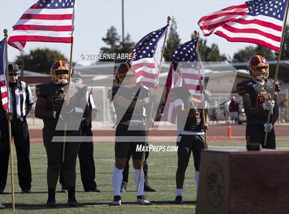 Thumbnail 2 in Menlo-Atherton vs. Pleasant Valley (Honor Bowl) photogallery.