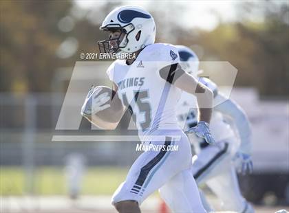 Thumbnail 1 in Menlo-Atherton vs. Pleasant Valley (Honor Bowl) photogallery.