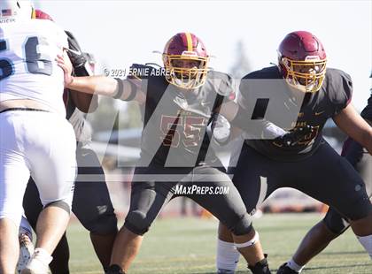 Thumbnail 3 in Menlo-Atherton vs. Pleasant Valley (Honor Bowl) photogallery.