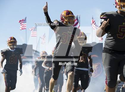 Thumbnail 3 in Menlo-Atherton vs. Pleasant Valley (Honor Bowl) photogallery.
