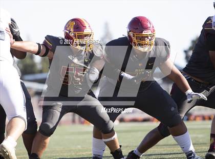 Thumbnail 2 in Menlo-Atherton vs. Pleasant Valley (Honor Bowl) photogallery.