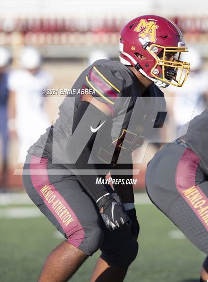 Thumbnail 2 in Menlo-Atherton vs. Pleasant Valley (Honor Bowl) photogallery.