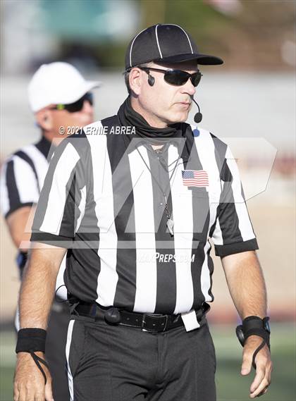 Thumbnail 2 in Menlo-Atherton vs. Pleasant Valley (Honor Bowl) photogallery.