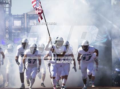 Thumbnail 3 in Menlo-Atherton vs. Pleasant Valley (Honor Bowl) photogallery.