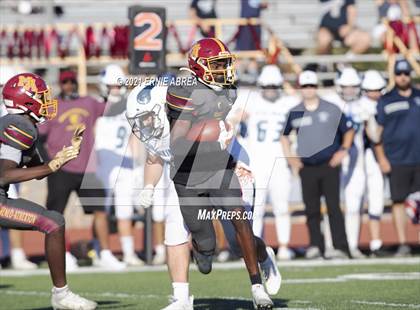 Thumbnail 3 in Menlo-Atherton vs. Pleasant Valley (Honor Bowl) photogallery.