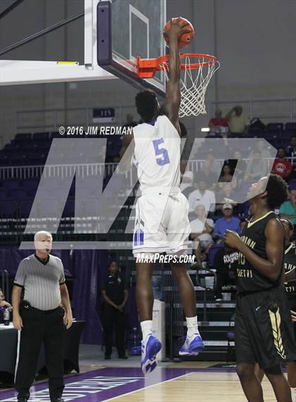 Thumbnail 1 in Neumann-Goretti vs. IMG Academy (City of Palms Classic) photogallery.