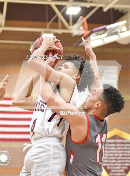 Thumbnail 1 in Arbor View vs Faith Lutheran photogallery.