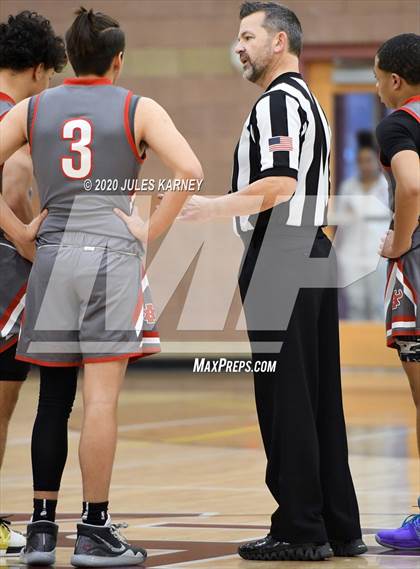 Thumbnail 3 in Arbor View vs Faith Lutheran photogallery.